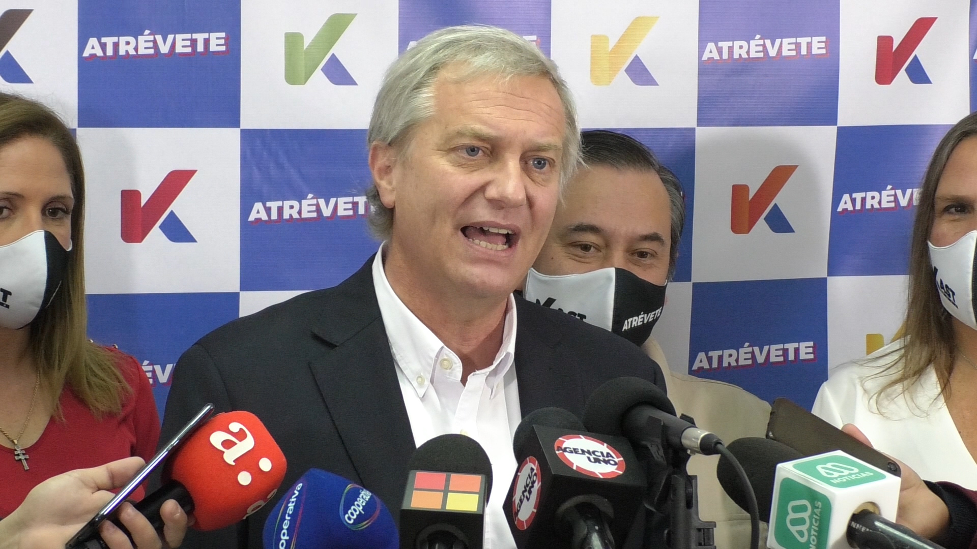 José Antonio Kast en 2021, Mediabanco Agencia, CC BY 2.0 <https://creativecommons.org/licenses/by/2.0>, via Wikimedia Commons