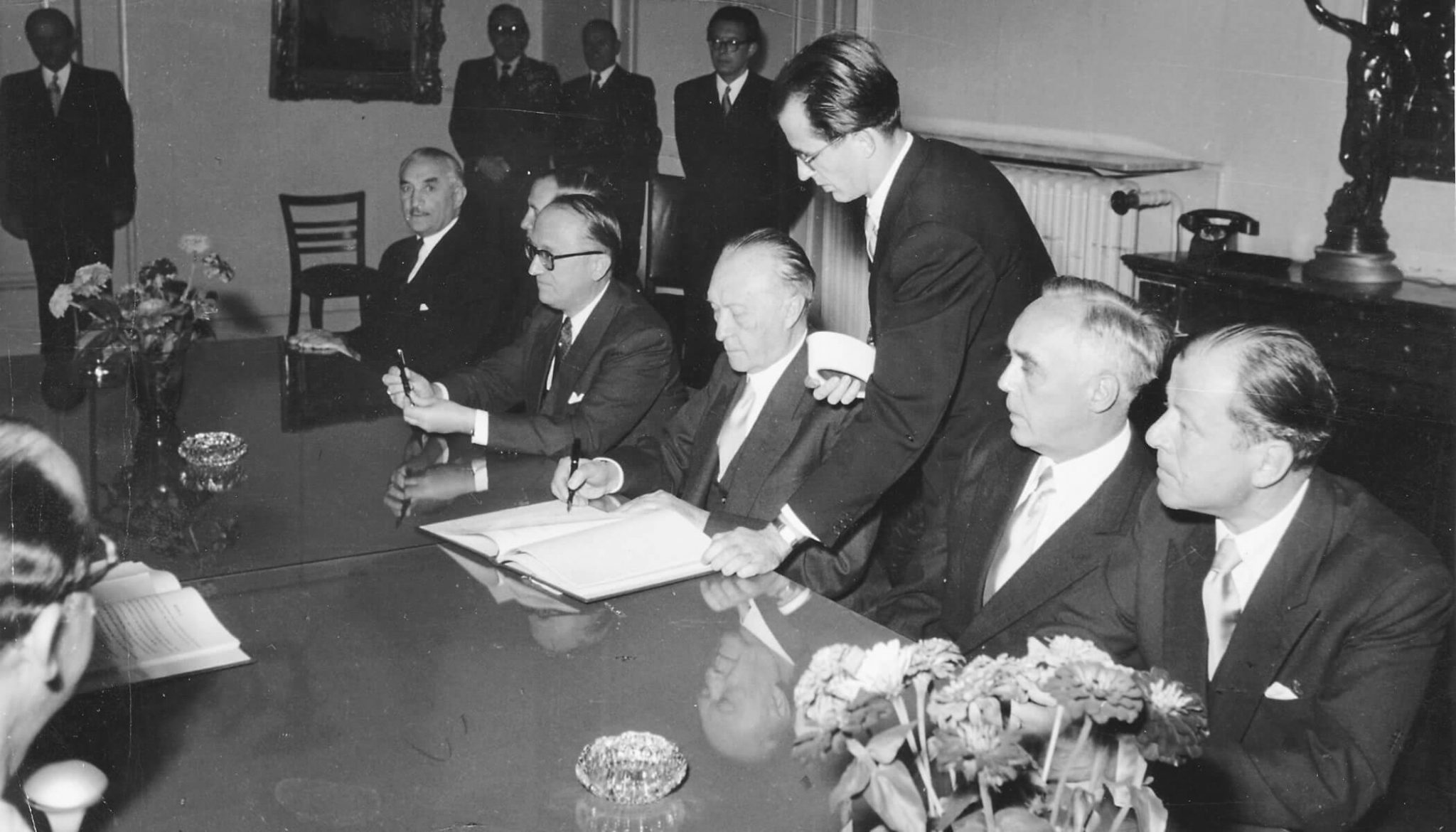 L&rsquo;Accord de « réparations » entre l&rsquo;Allemagne et Israël (1952) : le mirage de la réconciliation