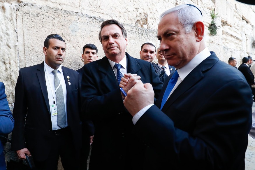 (Jerusalém - Israel, 01/04/2019) Presidente da República, Jair Bolsonaro, e o Primeiro-Ministro de Israel, Senhor Benjamin Netanyahu, durante visita ao Muro das Lamentações. Foto: Alan Santos/PR