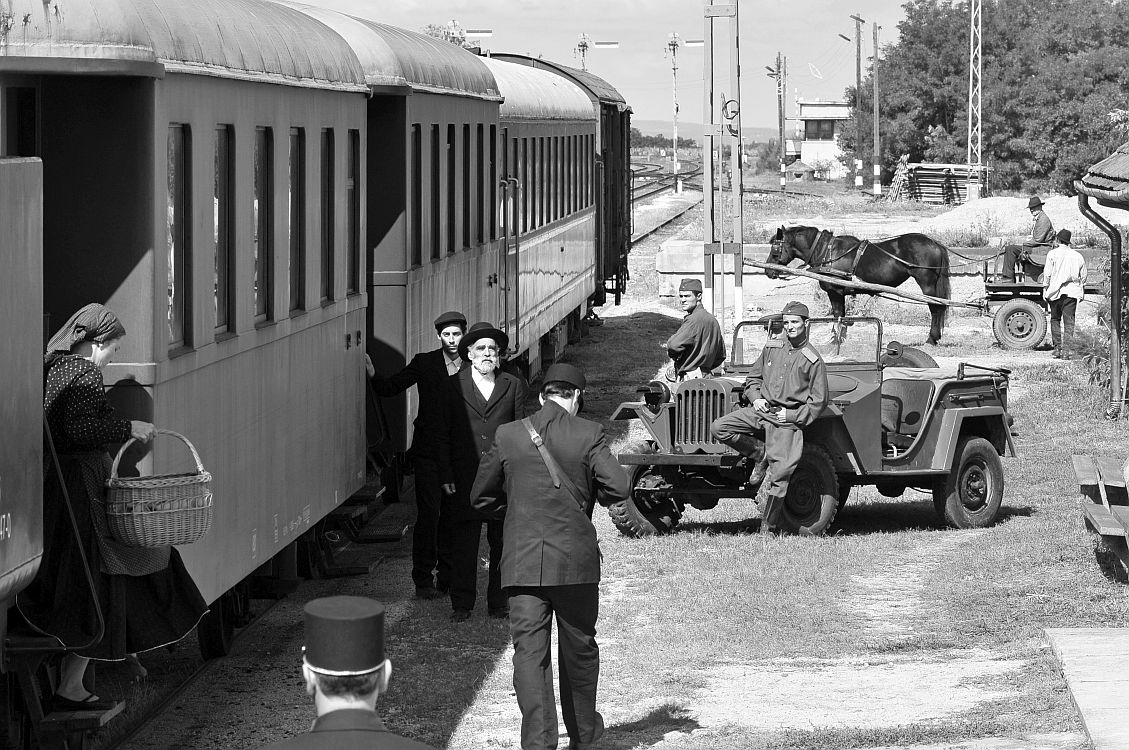Image du film 1945, de Ferenc Török, sur un scénario de Gábor T. Szántó adaptée d’une de ses nouvelles.
