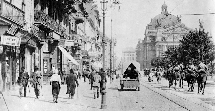 Return to Lemberg, Return of Lvouv