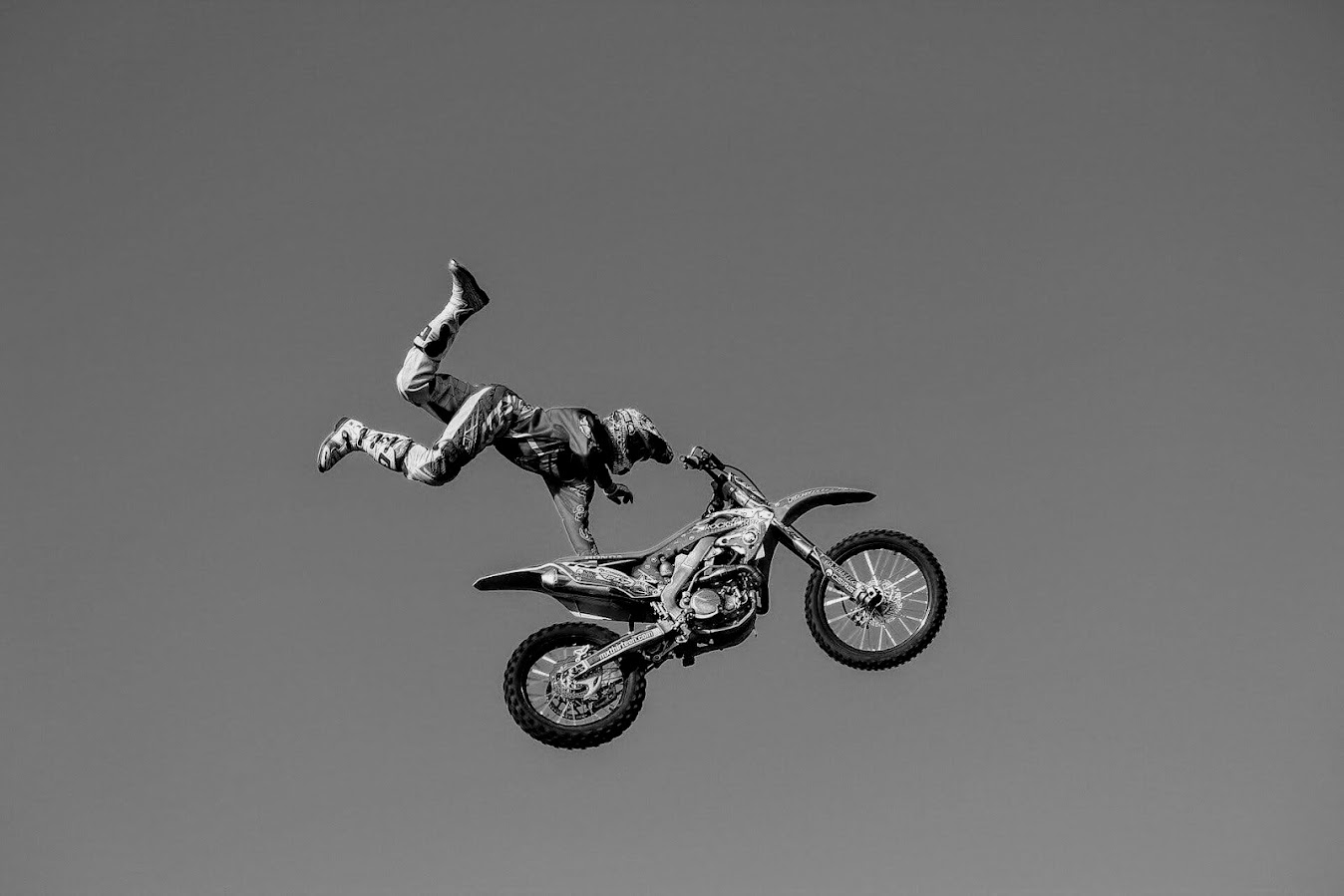 Zemmour, Stuntman