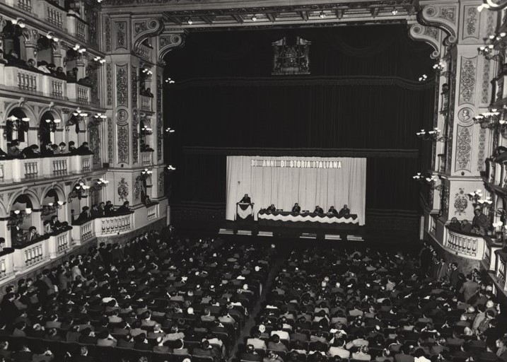 13 March 1961, the audience at the Teatro Comunale in Bologna during the 'lessons' series.