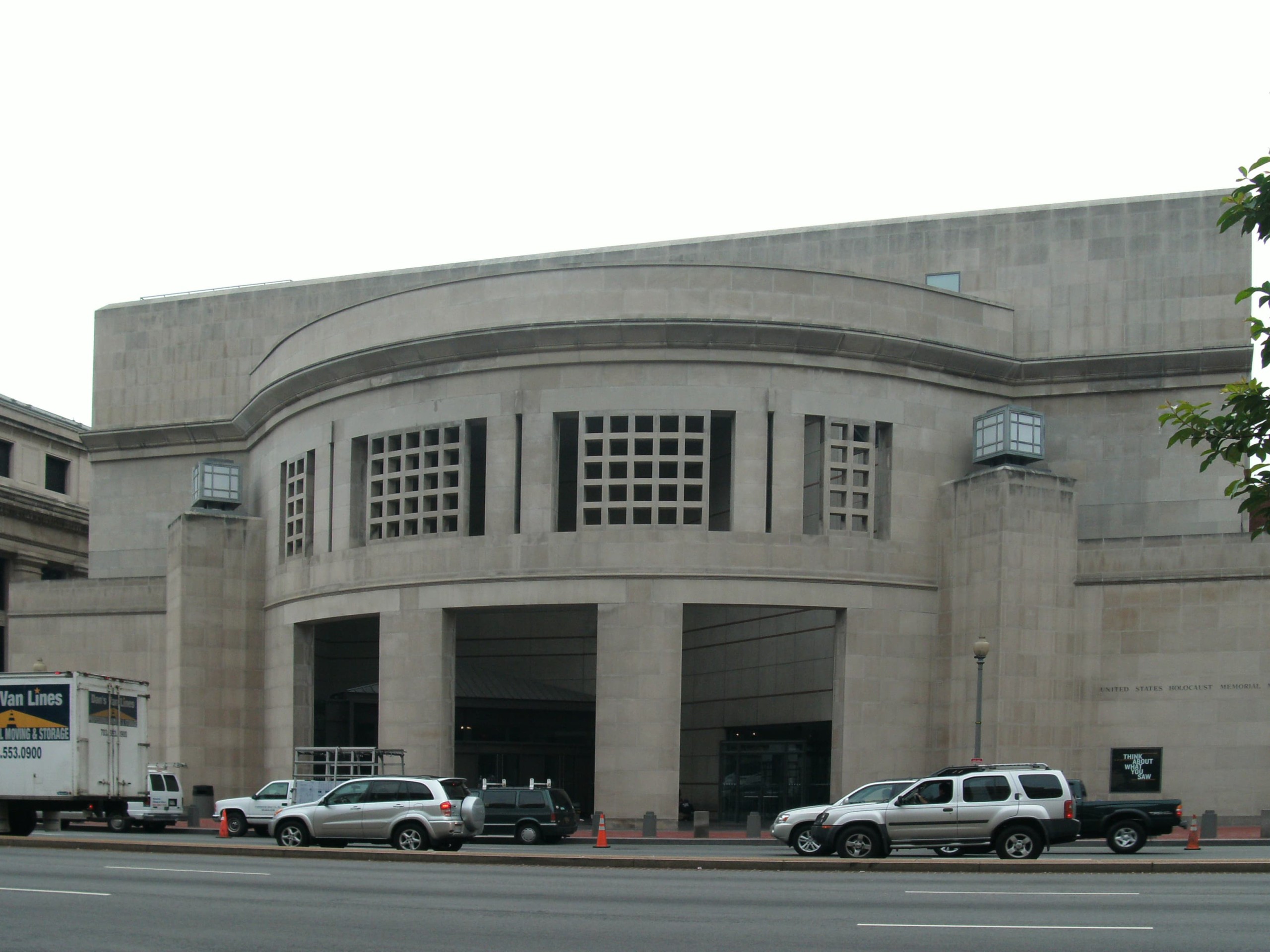 Washington DC Holocaust Memorial - Wikimedia commons